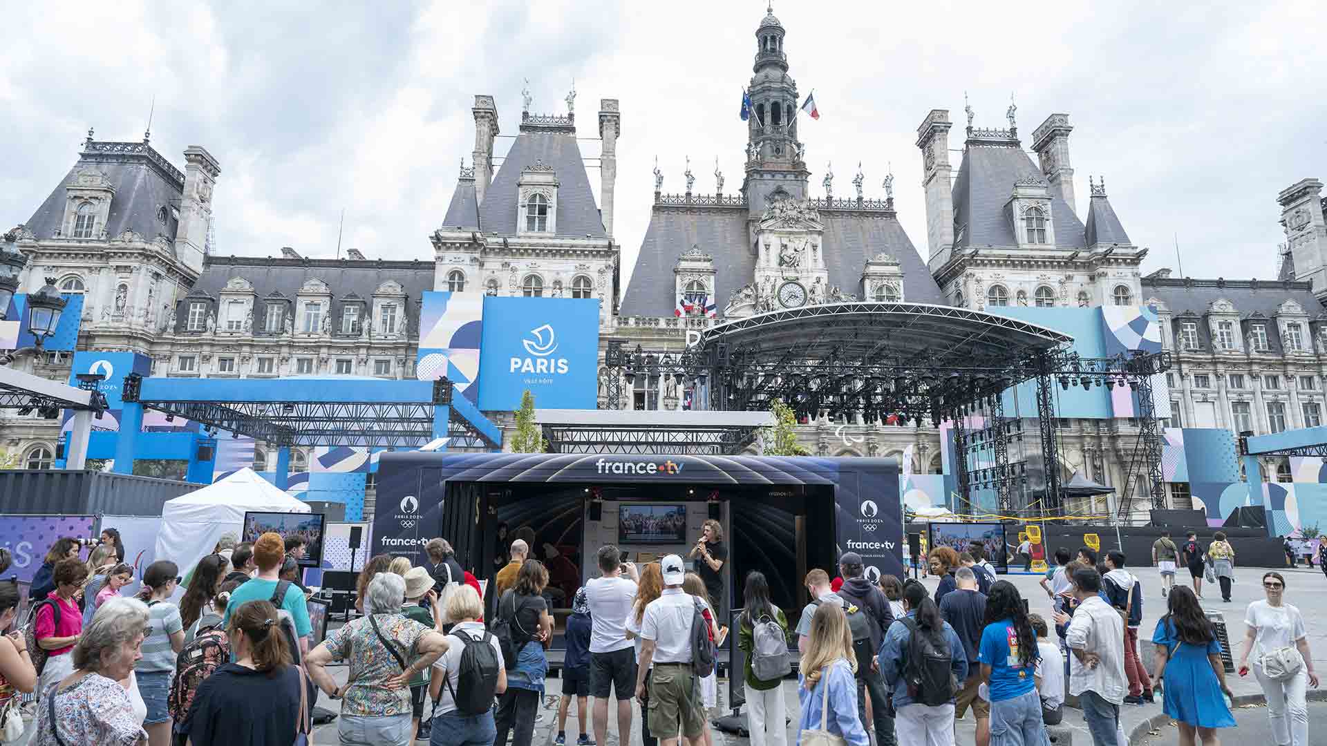 Si c'est une ville c'est Paris, pour la dernière des Lives de la Flamme